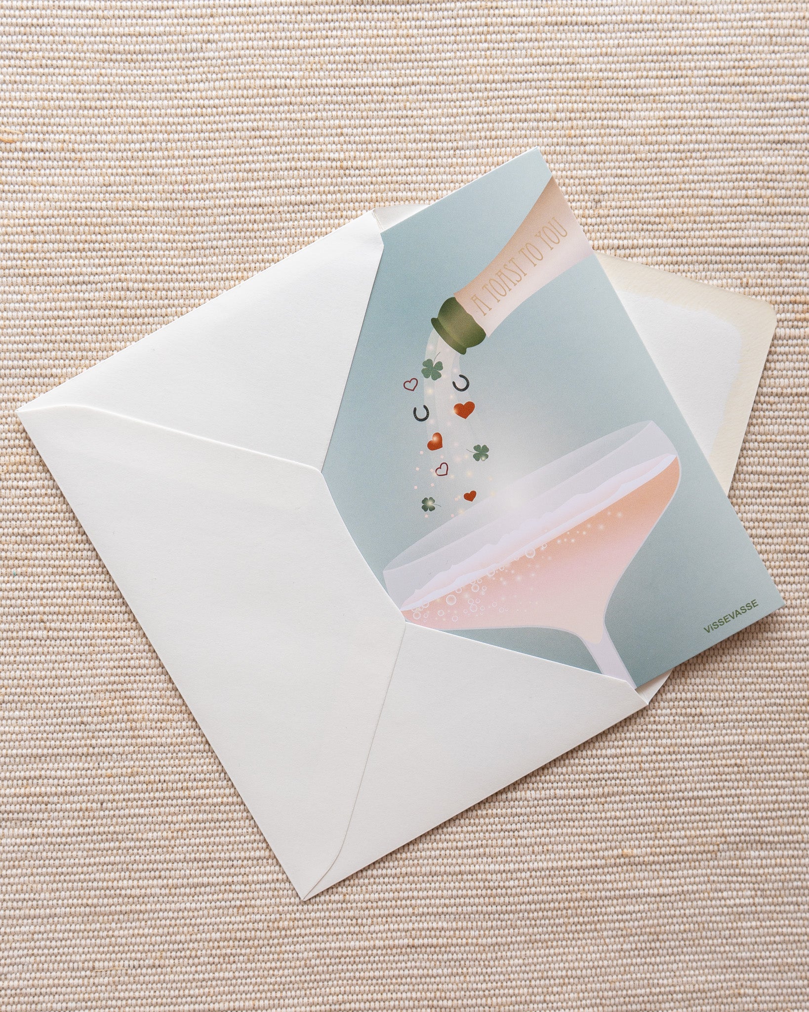 Kort med champagne - tillykke! Fra ViSSEVASSE