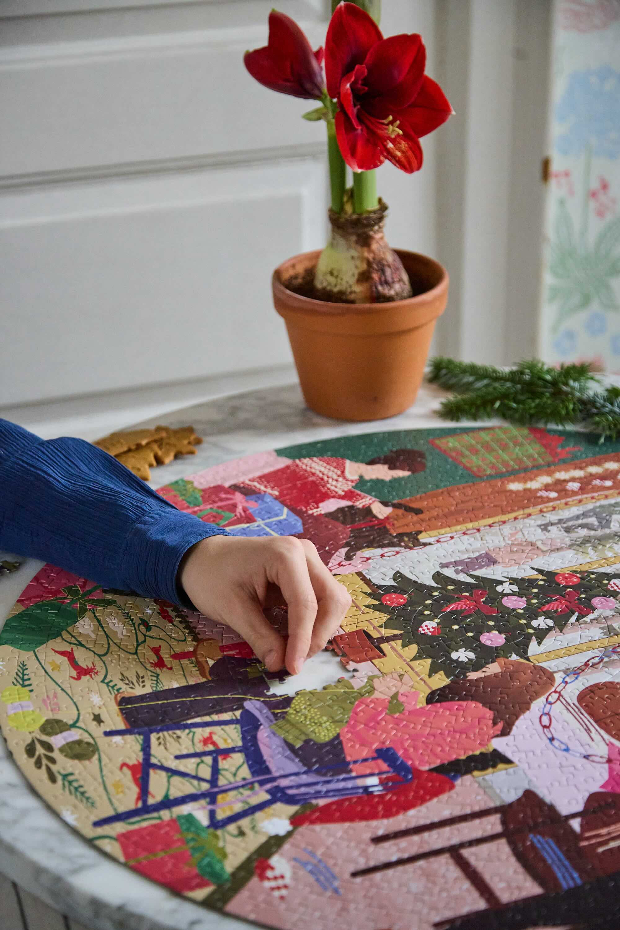 A DAY IN DECEMBER - rundt puslespil med 1.000 brikker